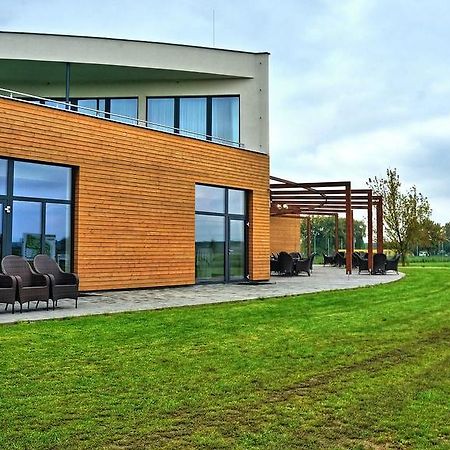 Hotel Golf Jezera Ostrozská Nová Ves Exterior foto